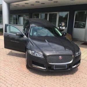 Jaguar XF — auto di rappresentanza
